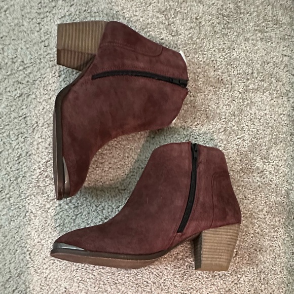 NWOT Diba Sequoia Suede Booties Maroon 8.5 - Picture 6 of 9
